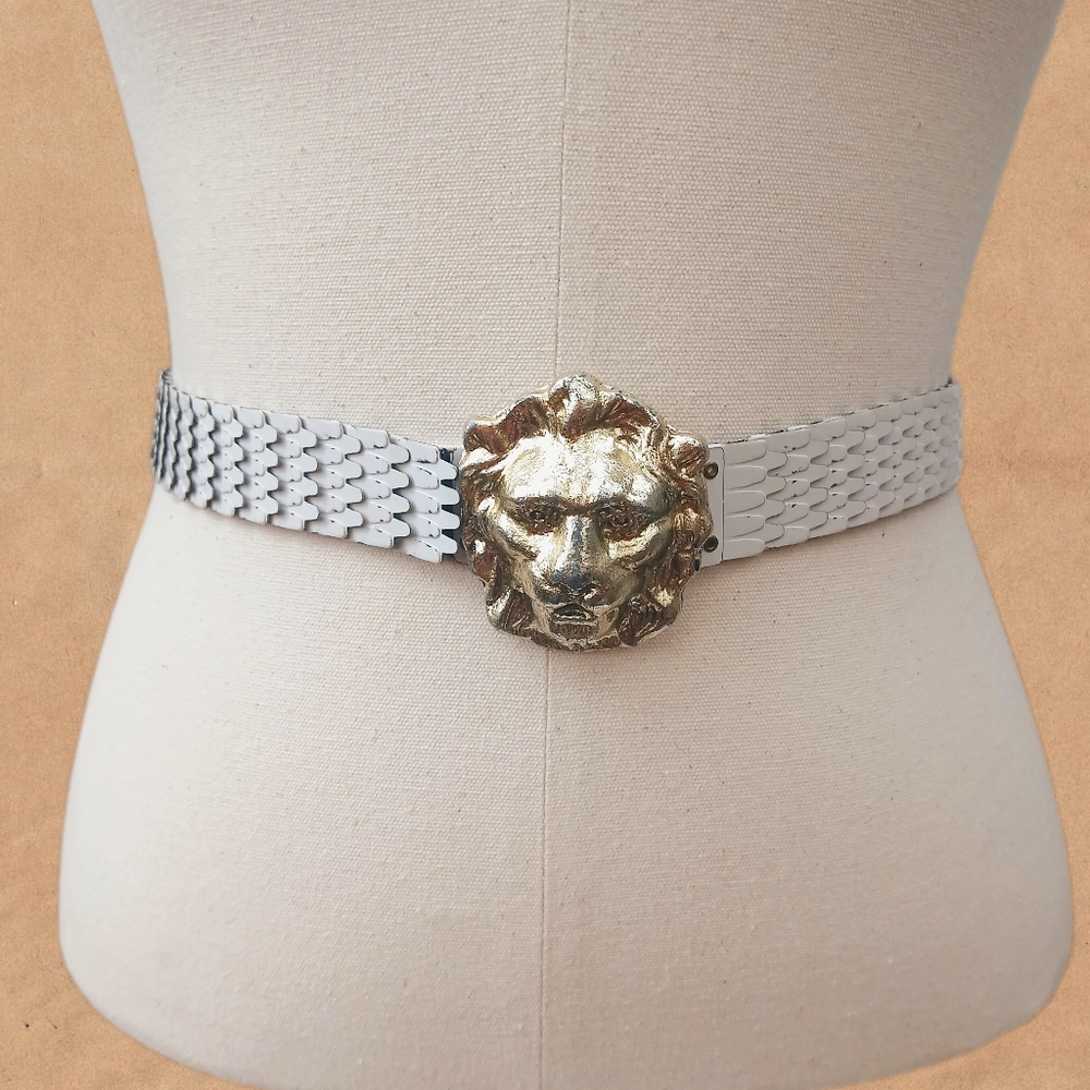 Vintage Lion's Head Metal Belt